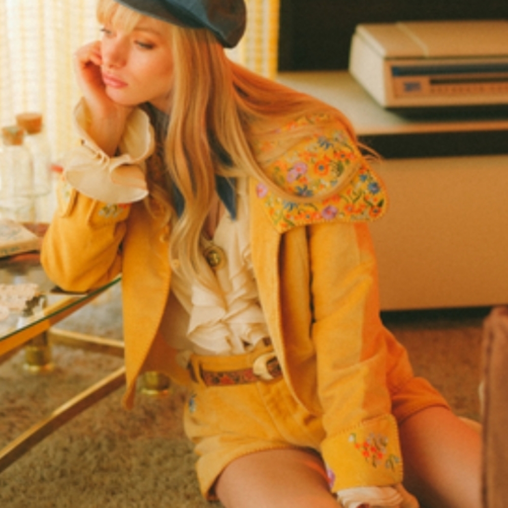 The Hippie Shake Hollywood Gold Jacket - NEW - Picture 4 of 17